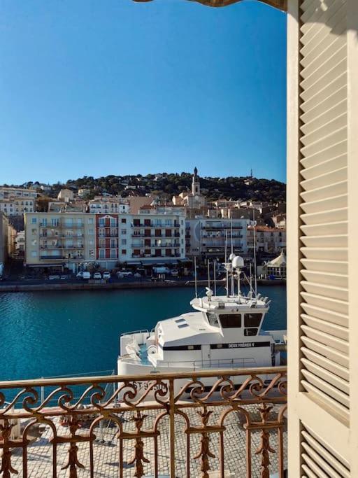 "Georgio" Grand Appartement Traversant Avec Vue Canal Et Parking Сет Экстерьер фото